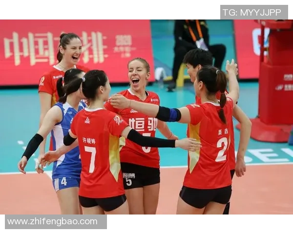 重庆排球队战术解析：聚焦排球竞技中的策略与团队协作